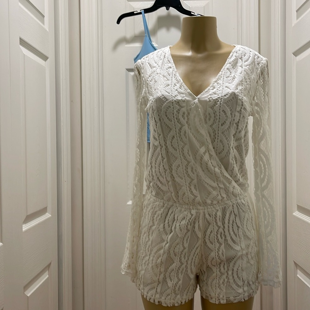 White Sexy Lace Shorts Romper
Visit >
Jumpsuit Size M Stretch MIMI chica